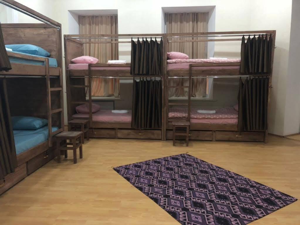 Capital Hostel Baku Eksteriør bilde